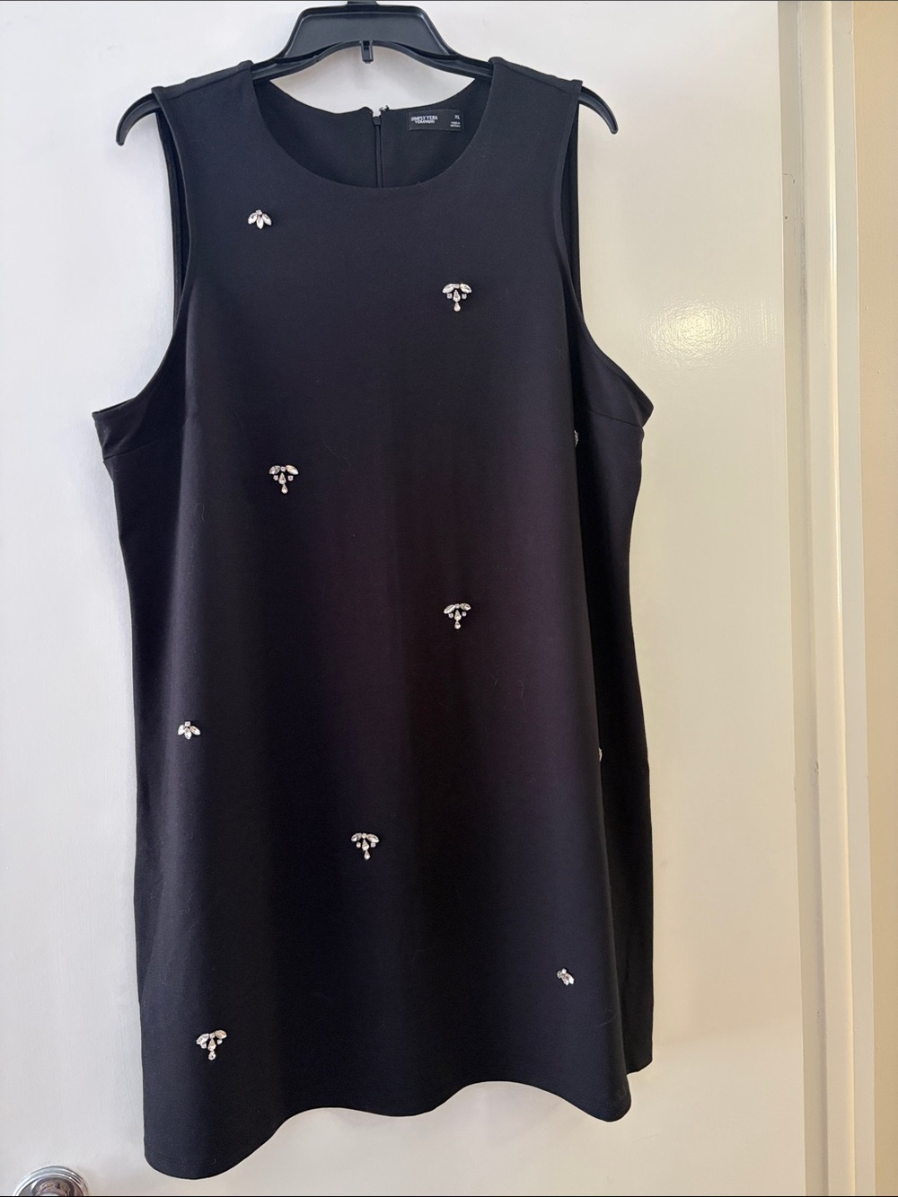 Simply Vera Vera Wang Black Sleeveless Shift Dress with Crystal Embellishments